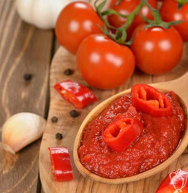 Рецепт томатной пасты из помидоров на зиму: готовим в кастрюле, духовке, мультиварке, со специями и совсем без соли